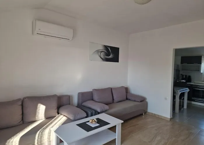 Ivan Apartment Rtina