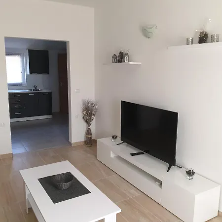Ivan Apartman